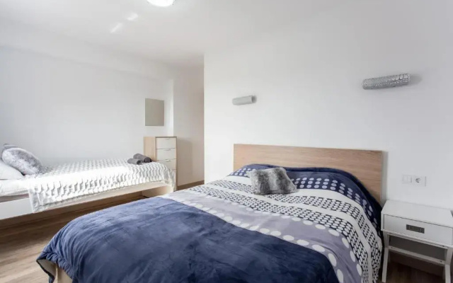 Apartment near City of Arts 2