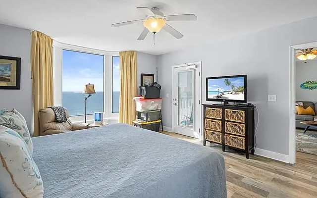 Emerald Beach 1631