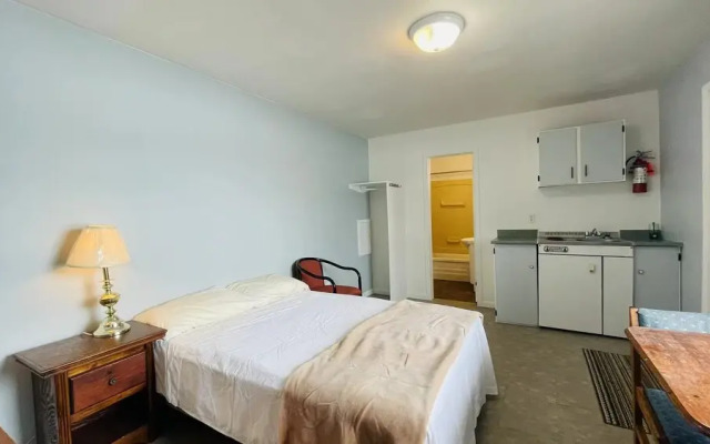 Summerside Motel & Cottages
