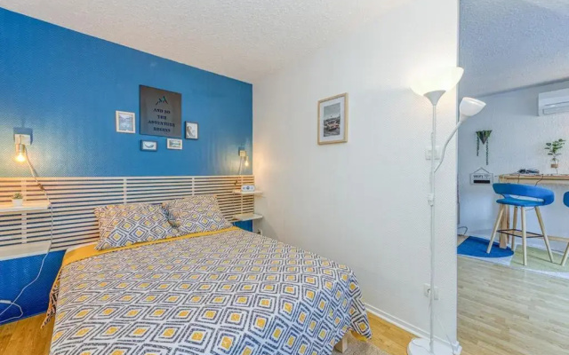 Charming T2, wifi, air conditioning, balcony