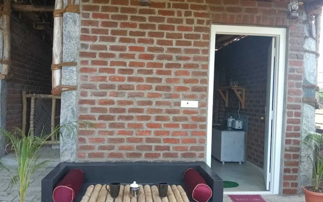 Huts Life Home Stay