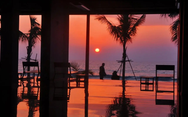 Курортный отель Pandanus Beach Resort & Spa