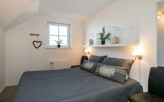 6 Person Holiday Home in Bogense
