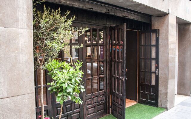 Отель Hostel Olé Испания, Аликанте - отзывы, цены и фото номеров - забронировать отель Hostel Olé онлайн вид на фасад