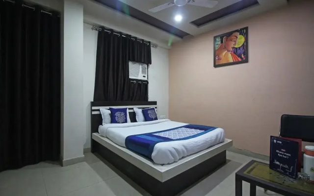 Simran Palace Hotel by OYO Rooms
