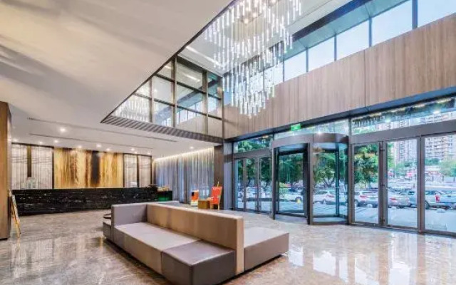 Orange Hotel (Chongqing Ranjiaba)