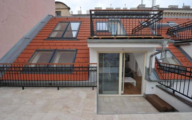 Отель Debo Apartments Lackierergasse Австрия, Вена - отзывы, цены и фото номеров - забронировать отель Debo Apartments Lackierergasse онлайн вид на фасад