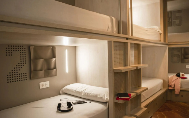 Room Salvador