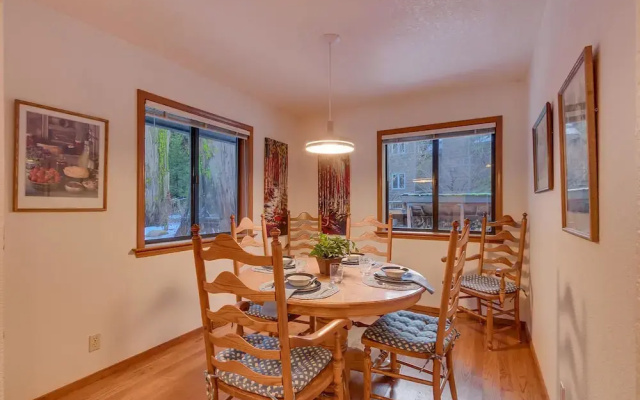 Meadow Home 245