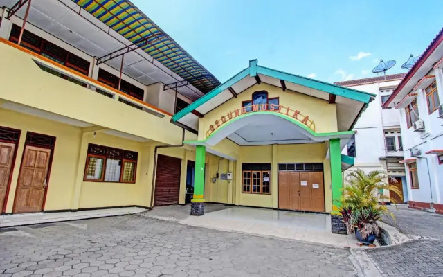 Spot On 91356 Hotel Mustika 2