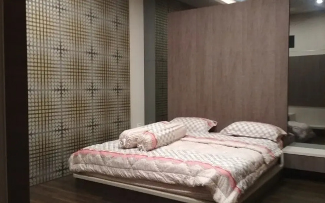 Sleep Rest Diamond Palace