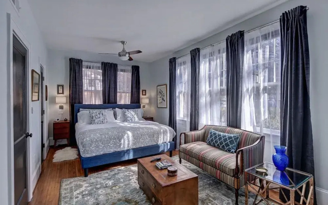 The Home Collection CLT: Lamar Avenue