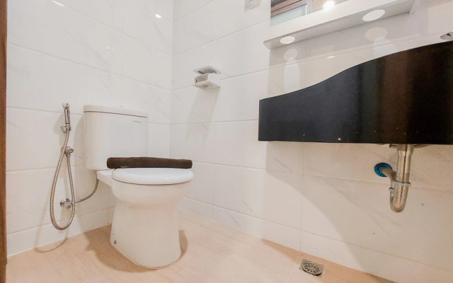 Well Furnished And Homey Studio Room Sky House Bsd Apartment