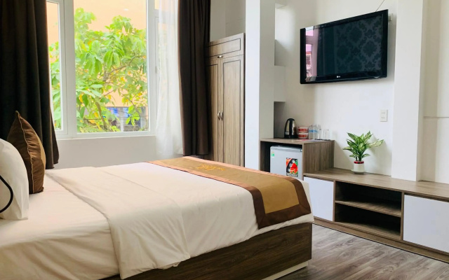 Nice Hue Hotel