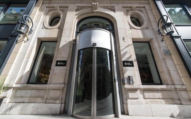 Hotel Indigo Paris Opera Париж вид на фасад