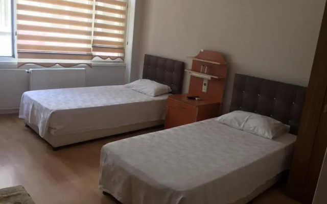 Otel Sari