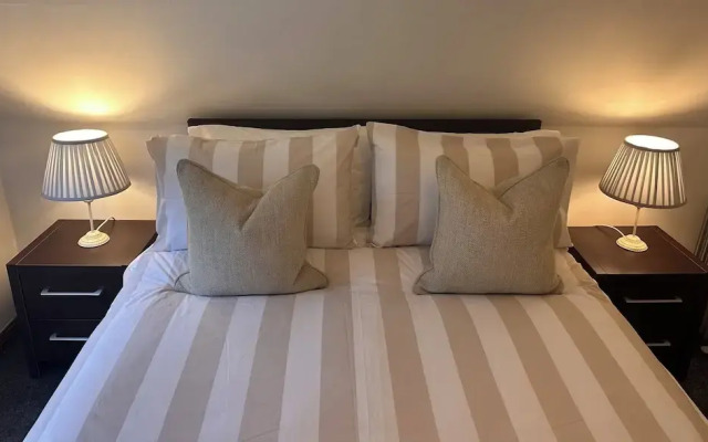 Glen Lodges