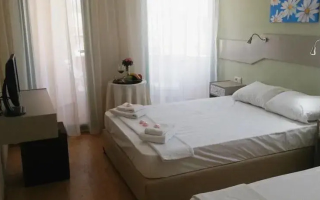 Kasura Hotel