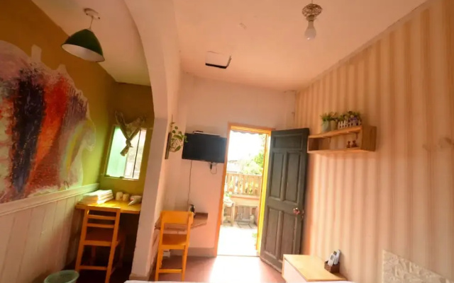 Huatian Gucuo Guesthouse
