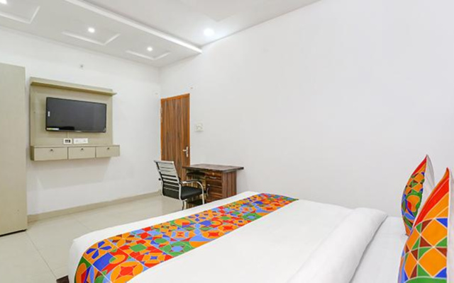 Fabhotel Ks Grand