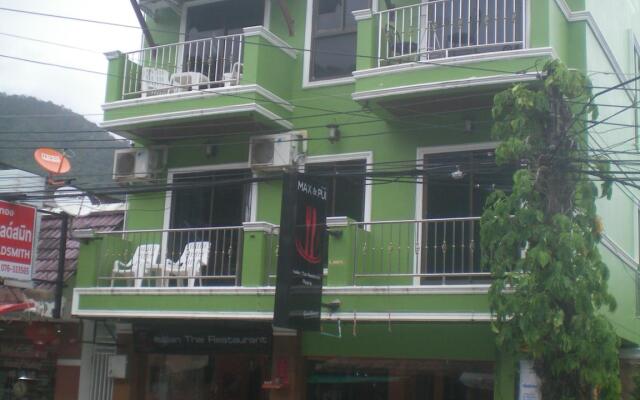 Отель Max&Pui Guesthouse вид на фасад