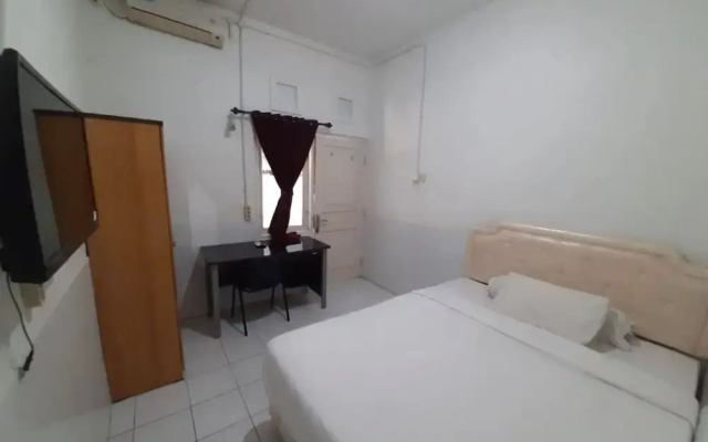 Hotel O Happy 777