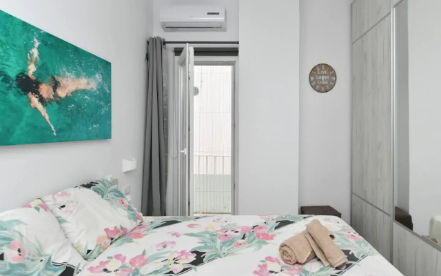 Parikia s Seaside House