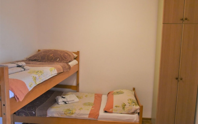 Apartments Ema