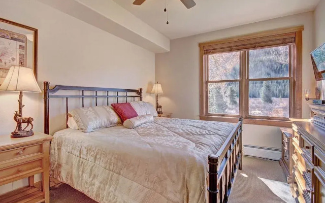 2345 Red Hawk Townhome by RedAwning