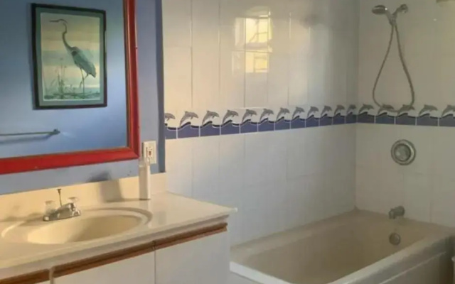 3 Br Townhouse In Montego Bay - Prj 1456