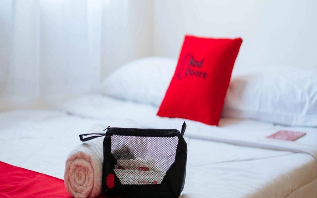 RedDoorz @ Homestay Lotus 2 Pangkal Pinang