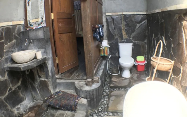 Green Paddy Hostel & Villa
