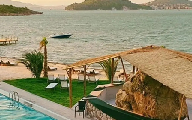 Ivy Sailing Resort