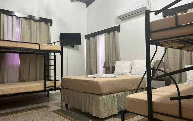 Seven Days Hotel B&B