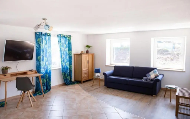 Moor Apartment 3