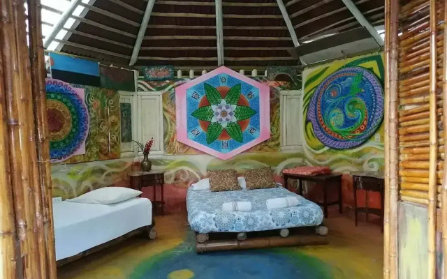 Tropical Biohostel by Rotamundos