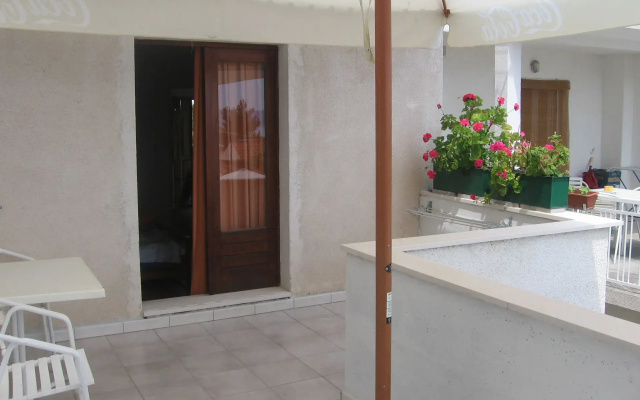 Studio apartment Mini - parking: SA1 Bol, Island Brac