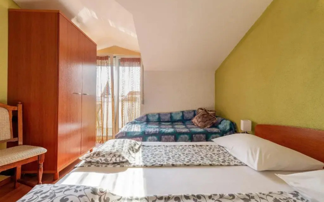 Apartments Roje