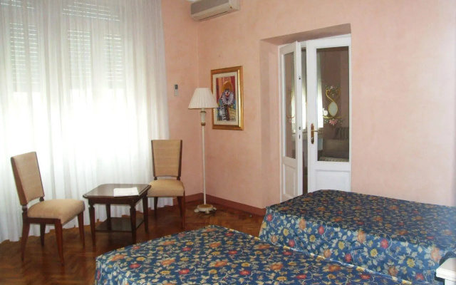 Hotel Maderno by Double Hospitality