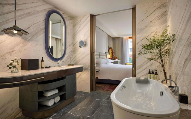 Fairmont Hanoi