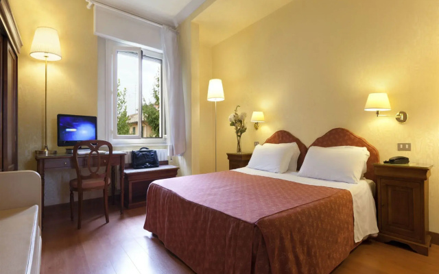 Hotel Diana