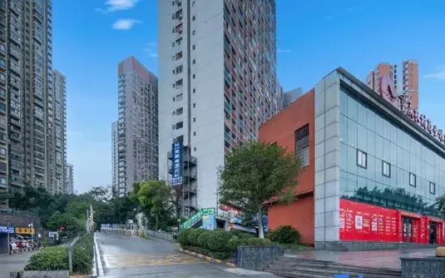 Meijiamei Hotel (Chongqing Hechuan Yitong College Branch)