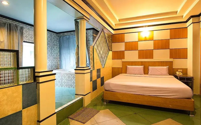 Satit Hotel