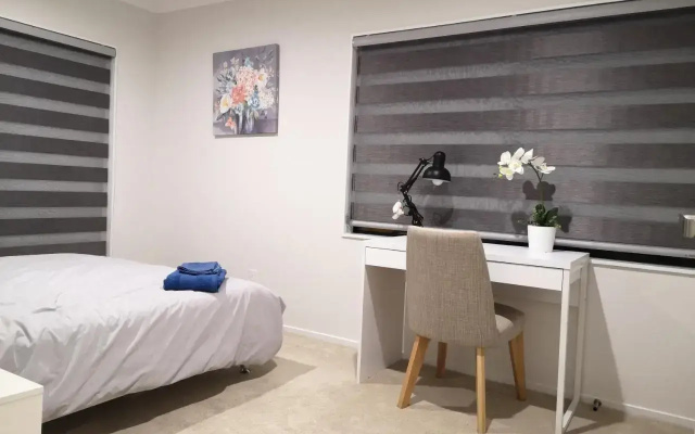 Orewa Lovely Cozy Home