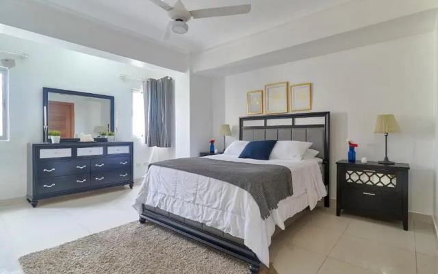 Apartamento 2BR- AC- WiFi- Safe - Smart TV- HotWater.