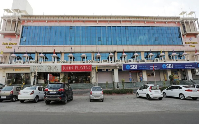 Kanta Shrawan Palace