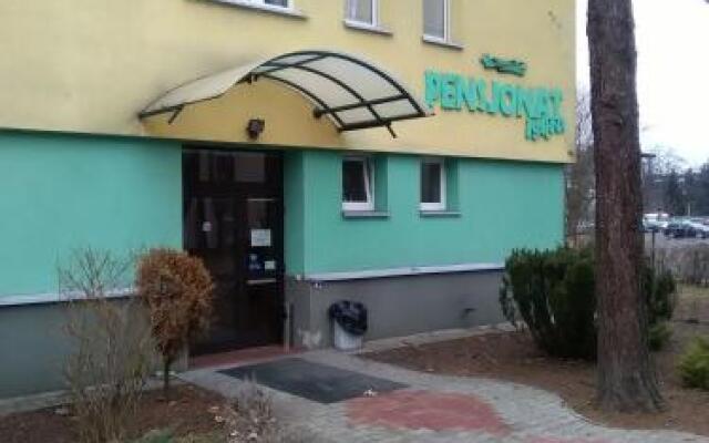 Отель Pensjonat Iskra вид на фасад
