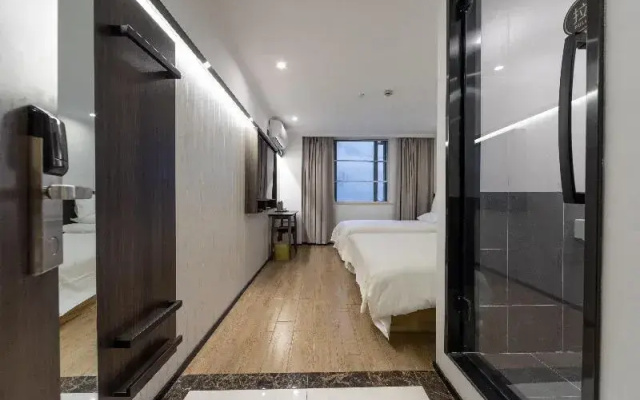 Hi Inn (Shanghai the Bund Renmin Road)