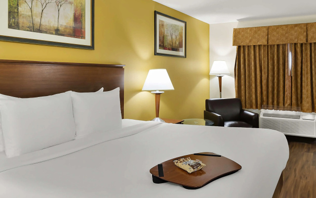 Best Western Lakewood Inn