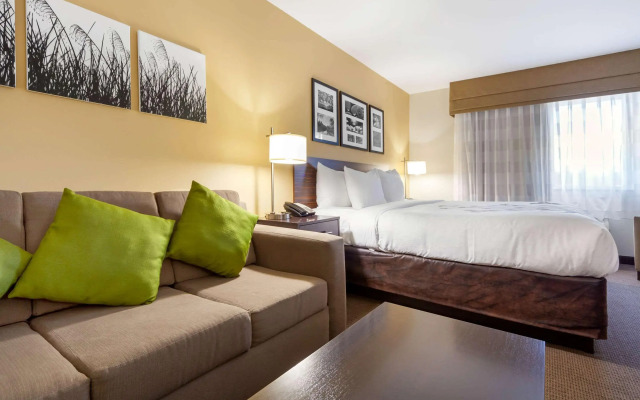 Sleep Inn & Suites Bismarck I-94